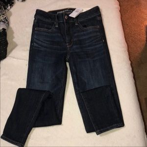 AEO Dark skinny jeans NWT